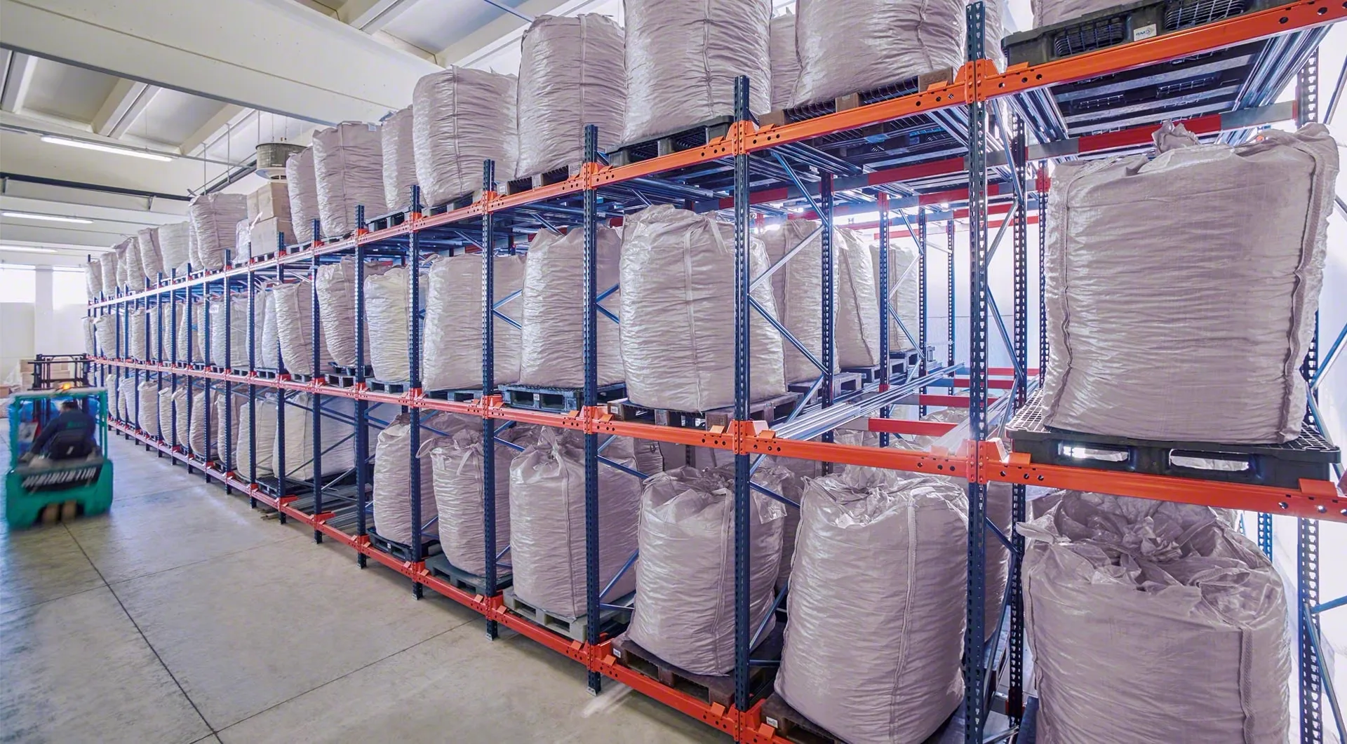 Pallet Racks 13