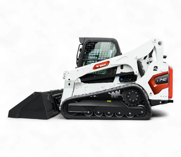 Bobcat T740 SIDE VIEW